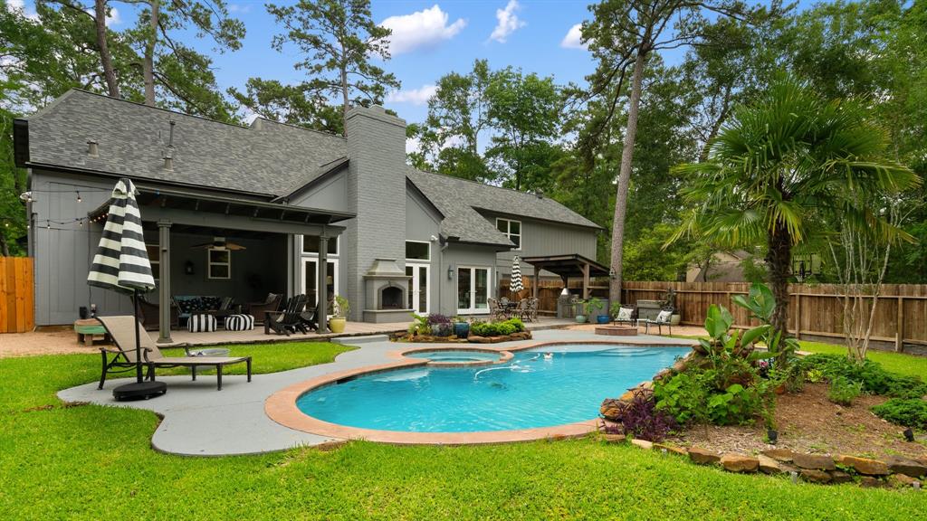 2910 Crossvine Circle