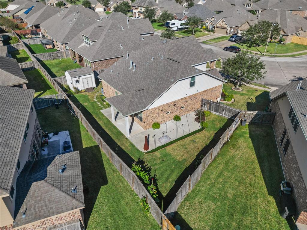 6303 Wood Creek Lane, League City, Texas image 30