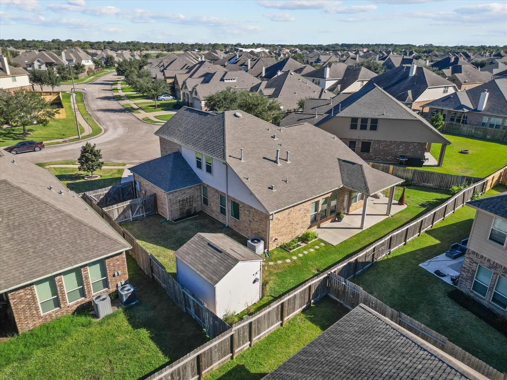 6303 Wood Creek Lane, League City, Texas image 33