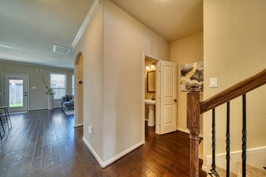 6303 Wood Creek Lane, League City, Texas image 14