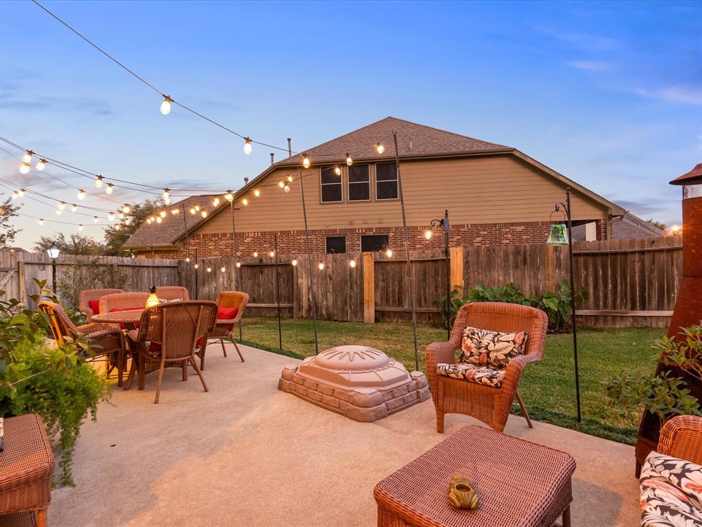 6303 Wood Creek Lane, League City, Texas image 27