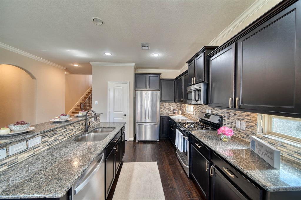 6303 Wood Creek Lane, League City, Texas image 12