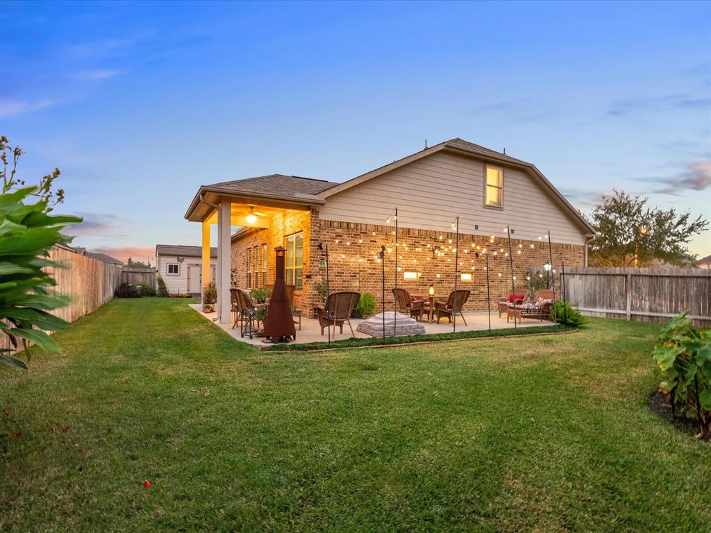 6303 Wood Creek Lane, League City, Texas image 25