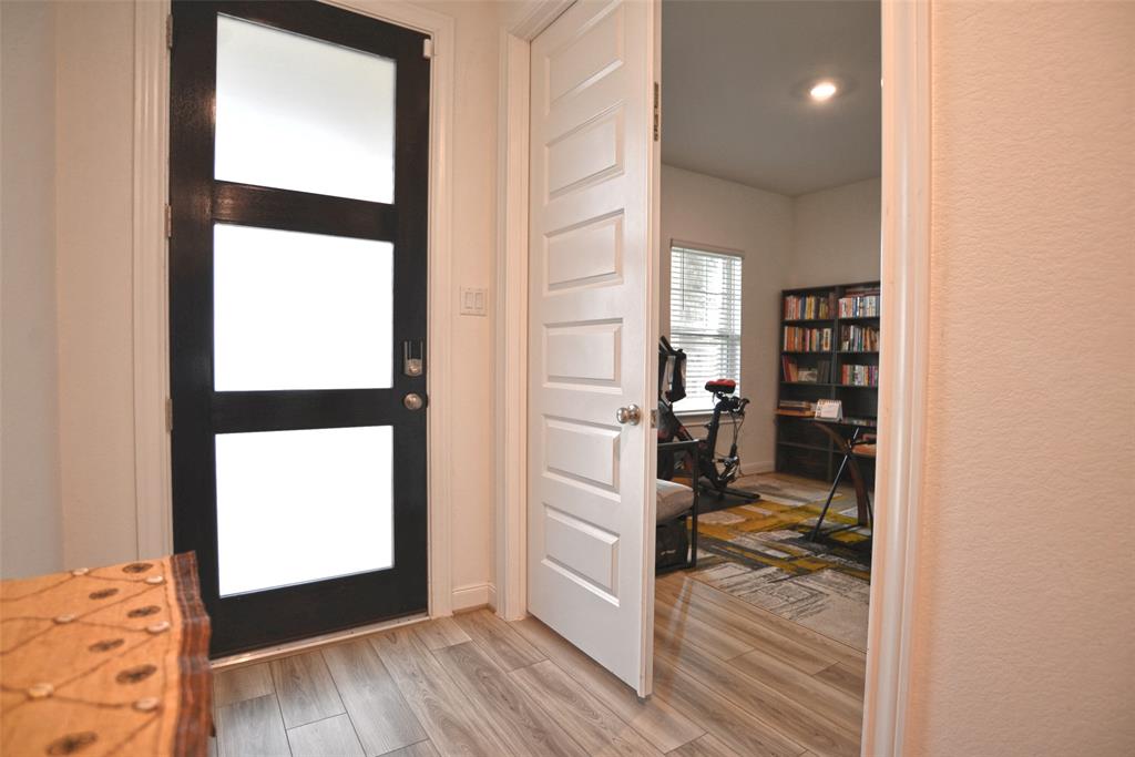 2806 Oakheath Crest Court
