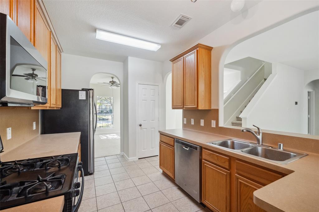 12211 Sunlight Peak Ln Ln, Humble, Texas image 7