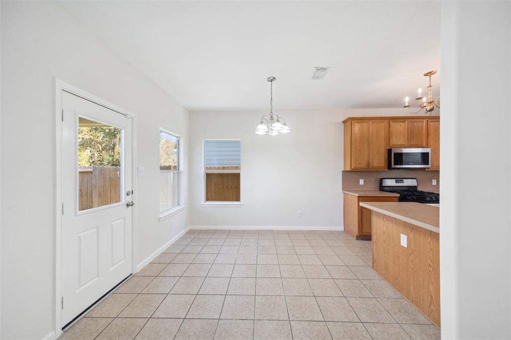 12211 Sunlight Peak Ln Ln, Humble, Texas image 30