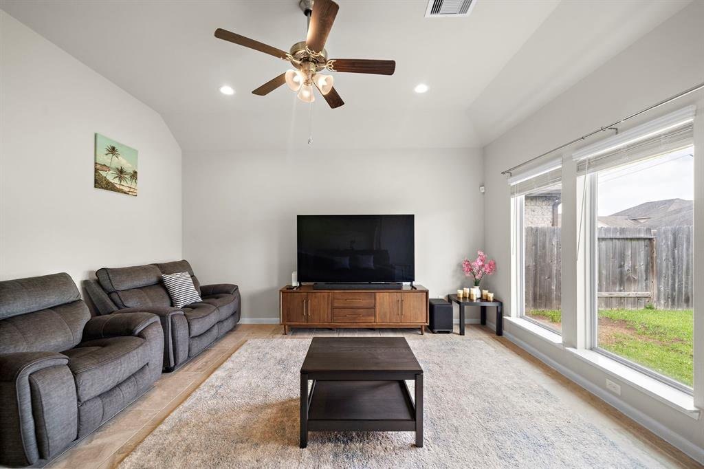 5442 Atwood Canyon Court, Richmond, Texas image 4