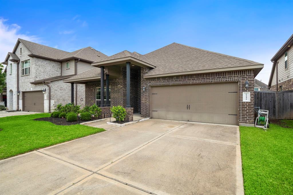 5442 Atwood Canyon Court, Richmond, Texas image 2