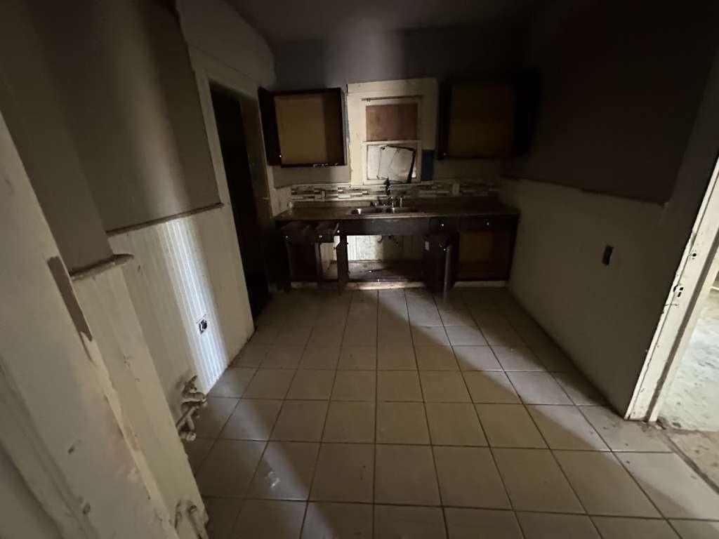 507 Blue Bonnet Street, San Antonio, Texas image 4