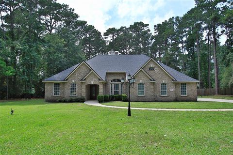 2523 Half Hollow Court Conroe TX 77304
