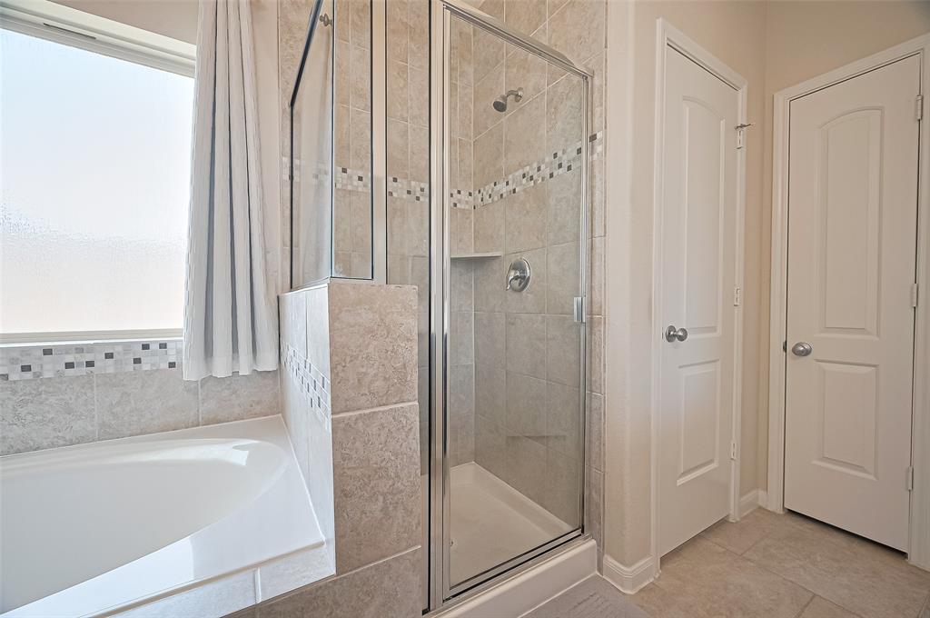 5923 Watford Bend, Rosenberg, Texas image 35