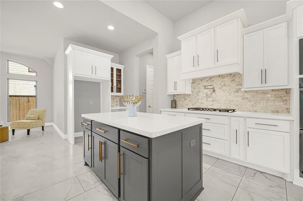 property-search 4 19236 Yellow Chestnut Lane