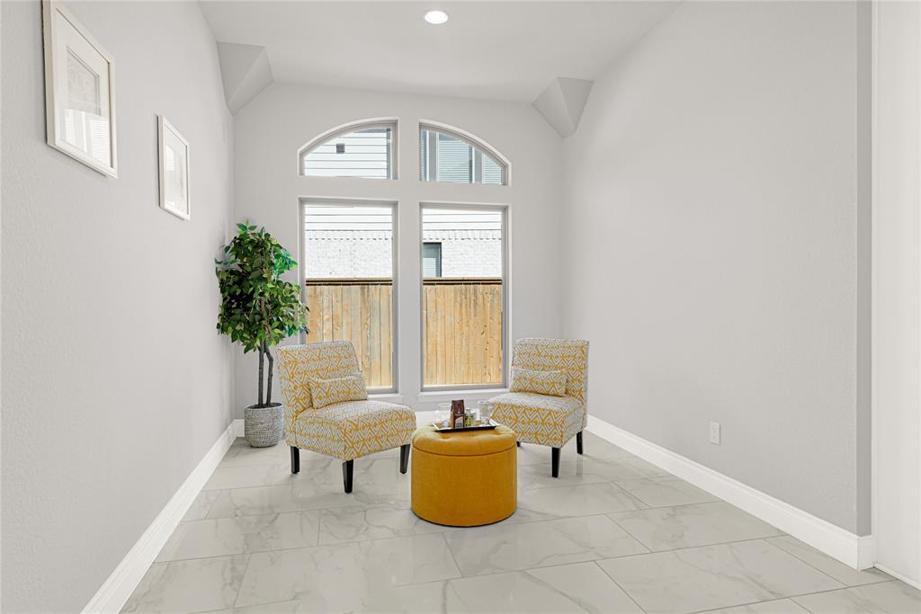 property-search 2 19236 Yellow Chestnut Lane