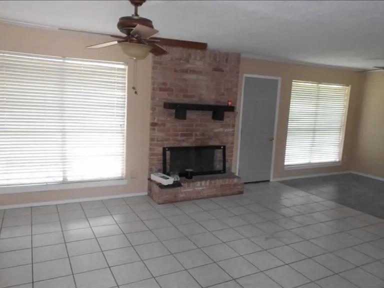 506 Coppersmith Drive, Katy, Texas image 3