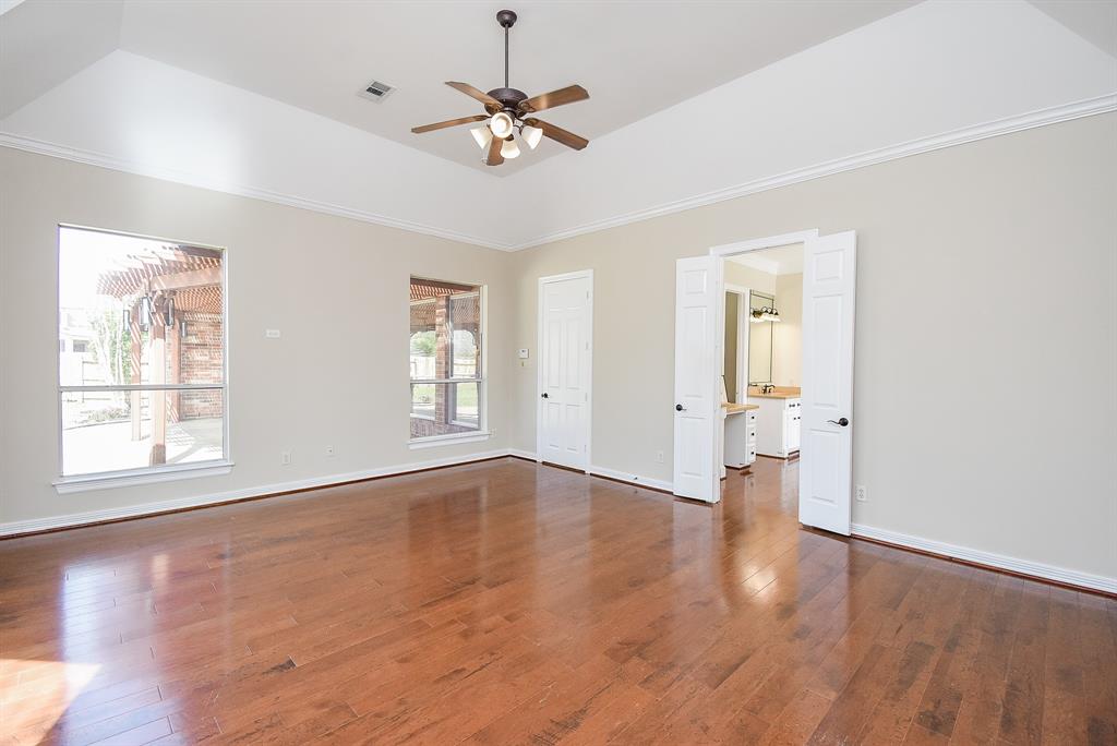 2632 Cottage Creek Drive, Pearland, Texas image 20