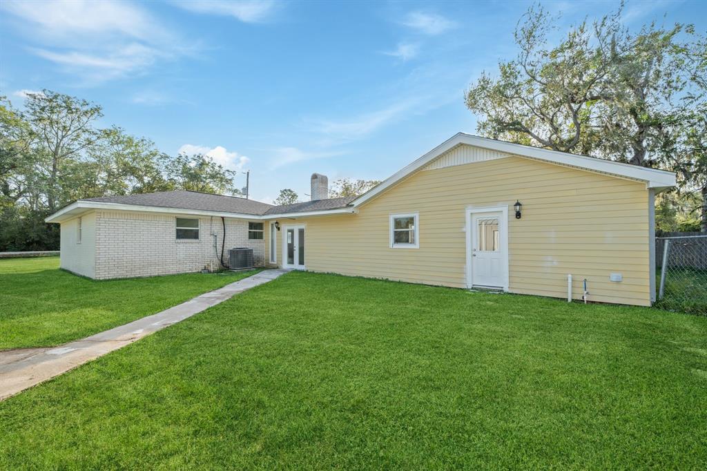 3042 County Road 510l, Brazoria, Texas image 8