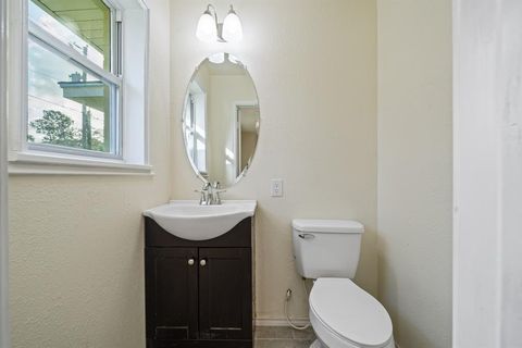A home in Brazoria