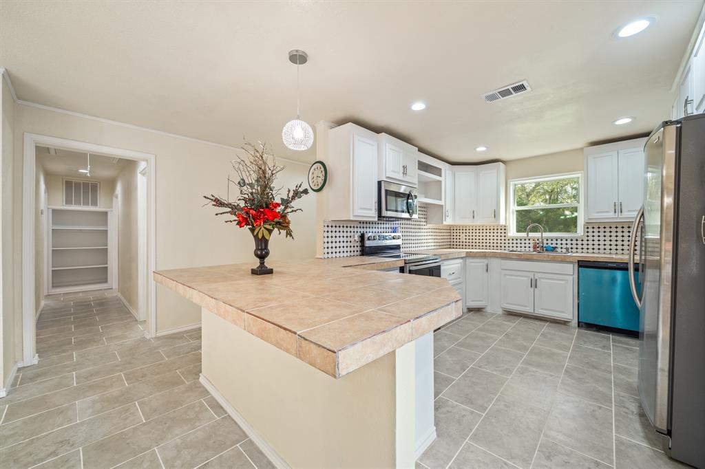 3042 County Road 510l, Brazoria, Texas image 2