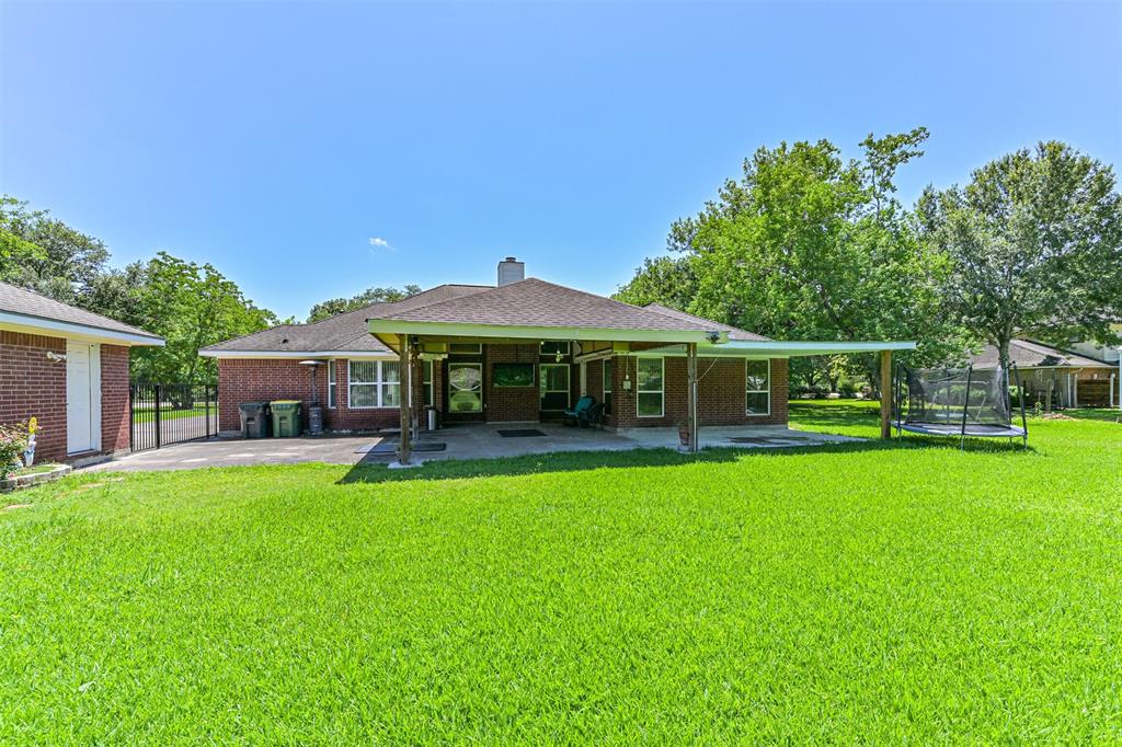 3710 Bluebird Way, Pearland, Texas image 12