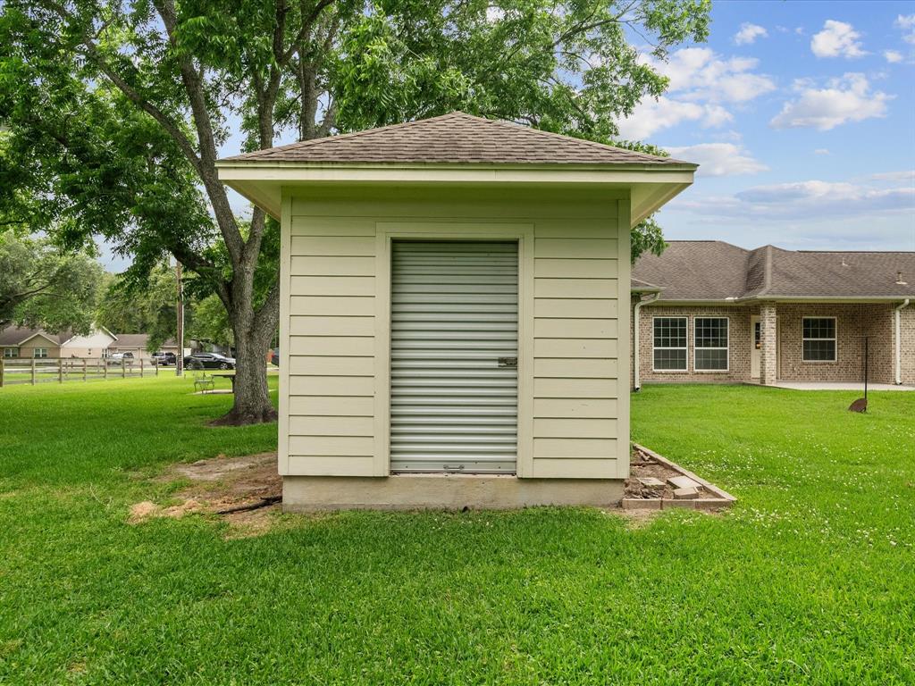 3506 Avenue J 1/2, Santa Fe, Texas image 38