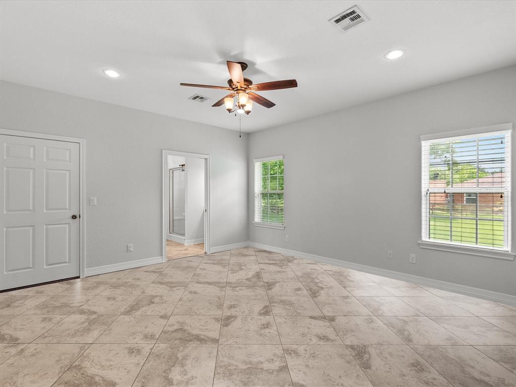3506 Avenue J 1/2, Santa Fe, Texas image 27