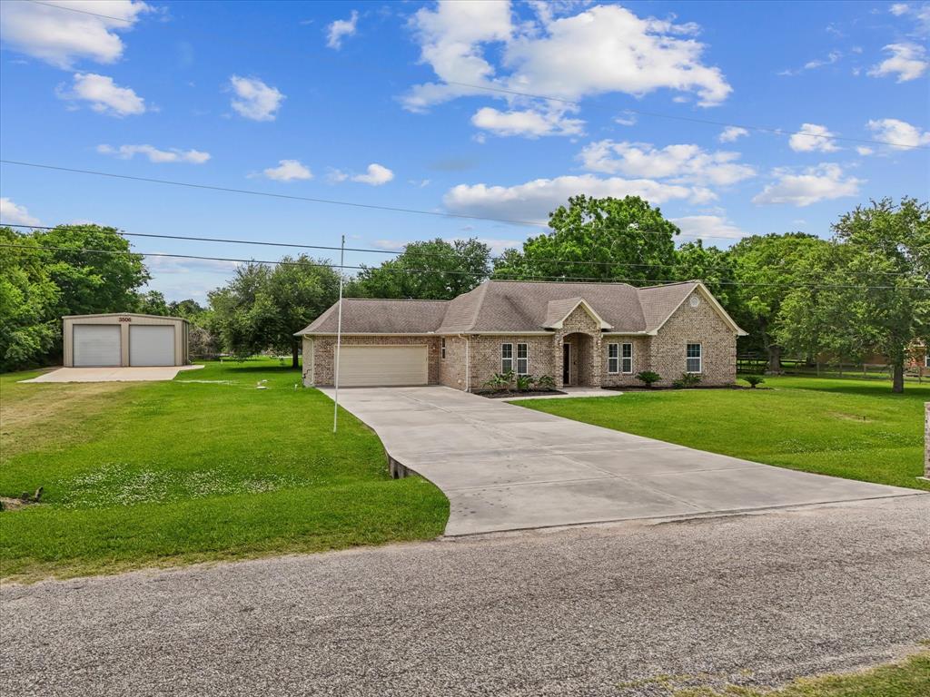 3506 Avenue J 1/2, Santa Fe, Texas image 3