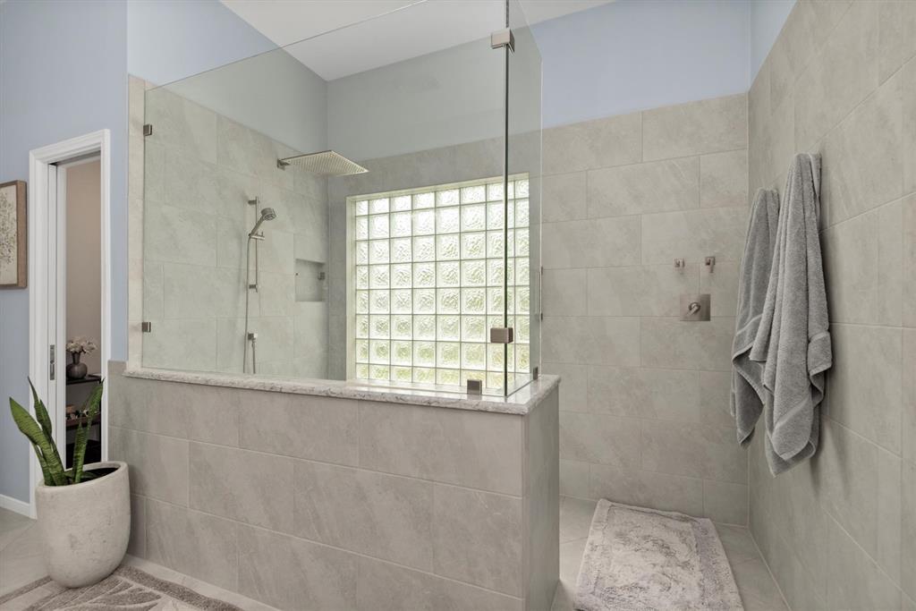 9614 Oconnor Lane, Missouri City, Texas image 31