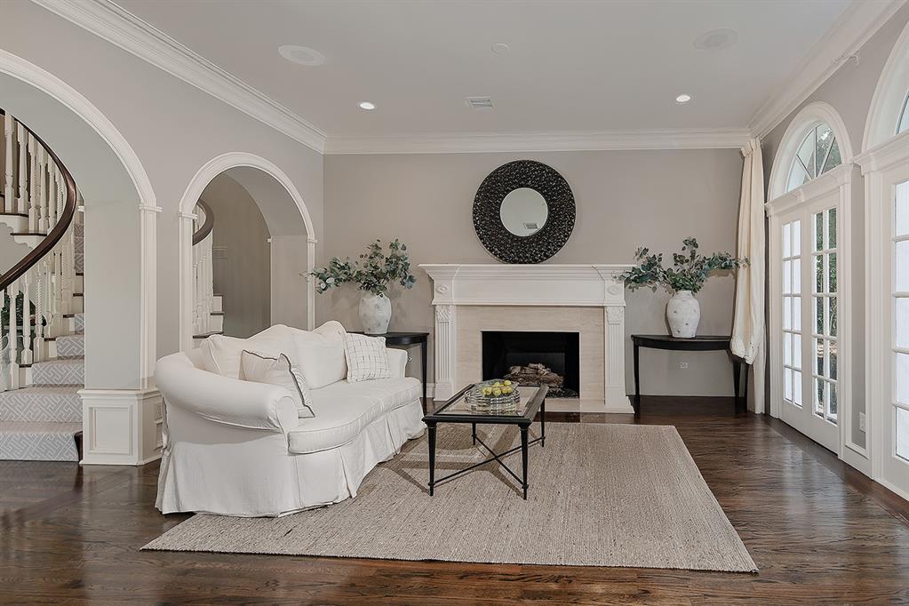 65 Hollymead Drive