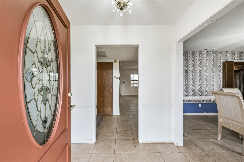 11606 Carvel Lane