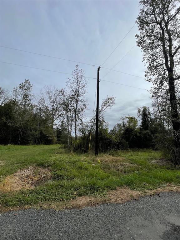 County Road 2070, Hull, Texas image 5