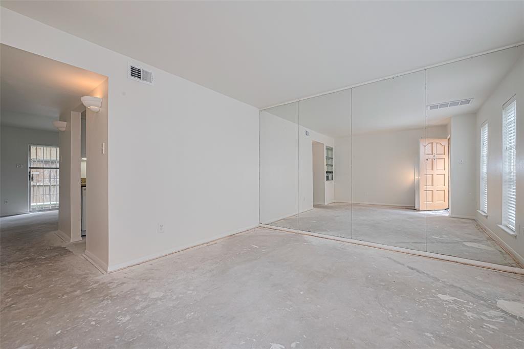 1715 NW Moritz Drive Dr #8, Houston, Texas image 4