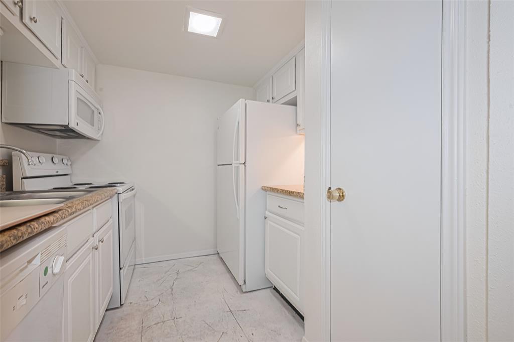 1715 NW Moritz Drive Dr #8, Houston, Texas image 7