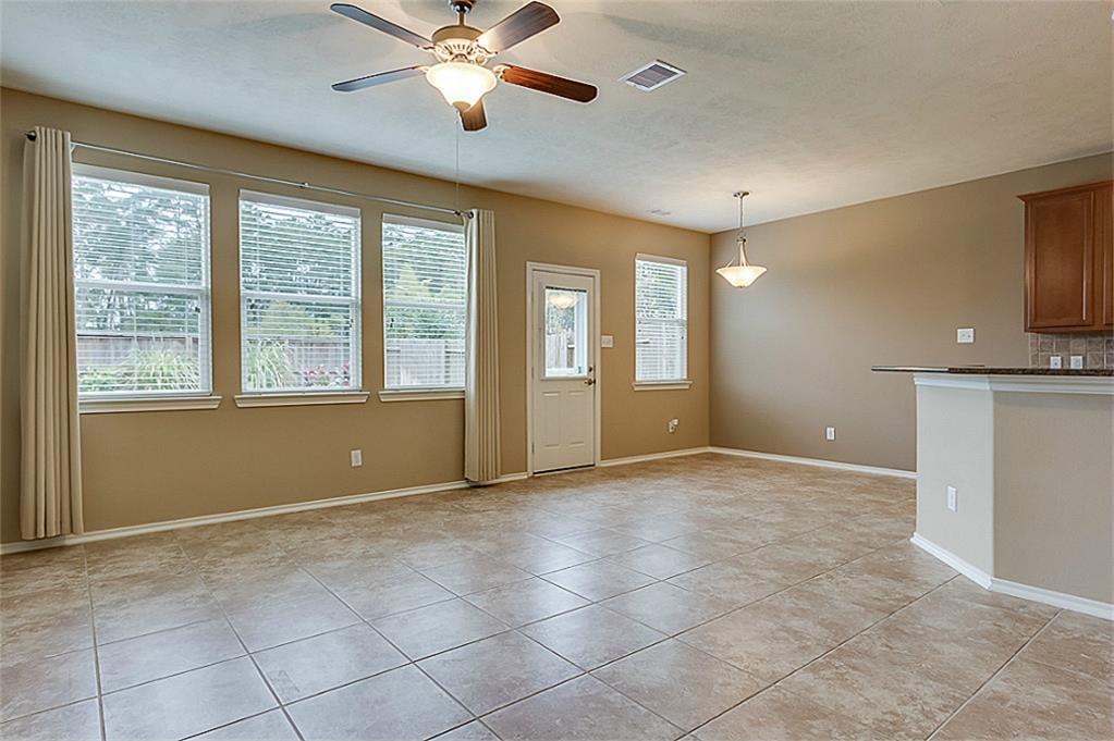 251 Bloomhill Place, The Woodlands, Texas image 6
