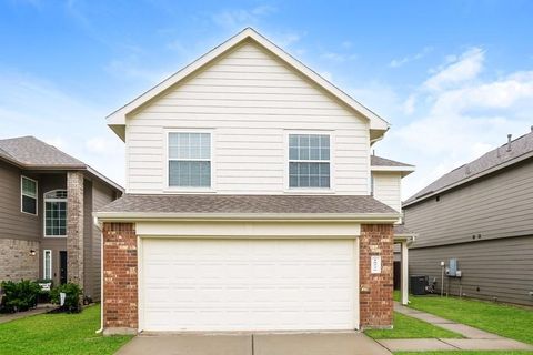 Photo of 18526 Parma Creek Trail, Katy, TX 77449 (MLS # 92568270) Photo of 18526 Parma Creek Trail, Katy, TX 77449 (MLS # 92568270)
