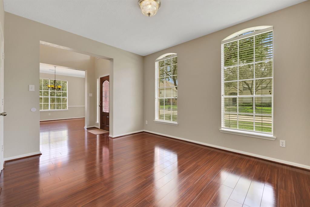 9710 Kinslowe Court, Houston, Texas image 5
