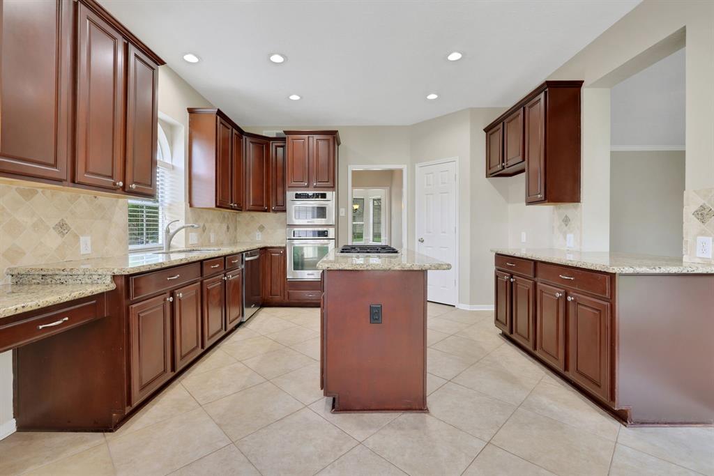 9710 Kinslowe Court, Houston, Texas image 15
