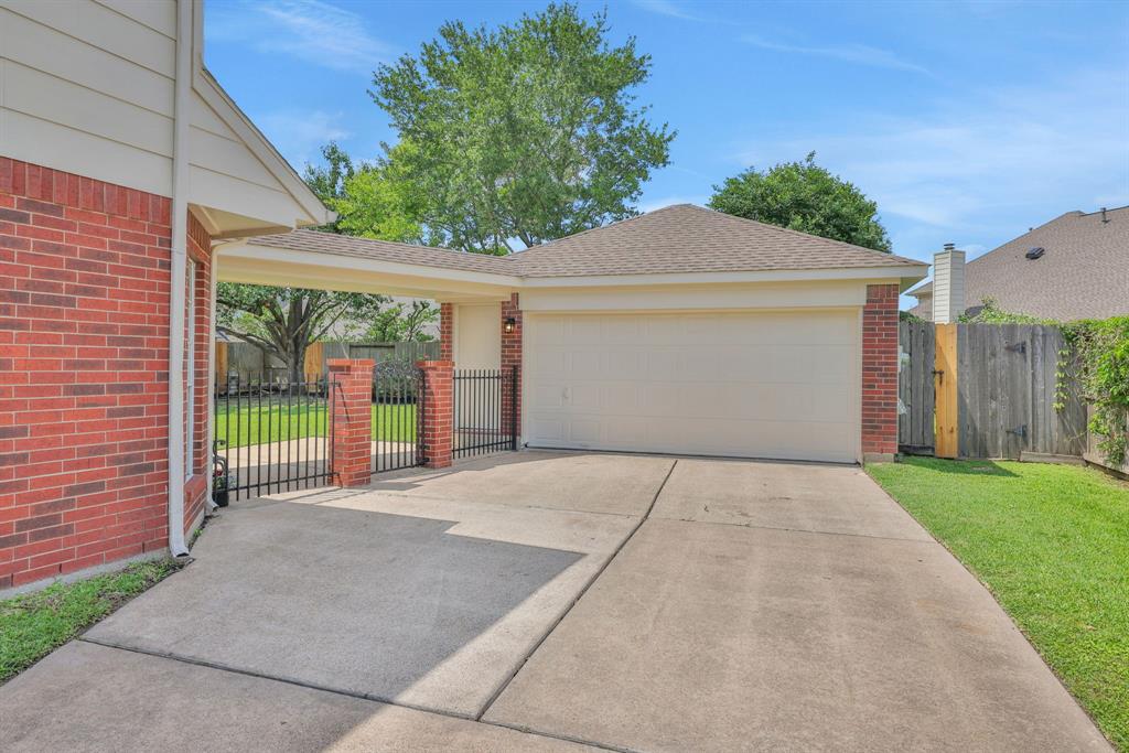 9710 Kinslowe Court, Houston, Texas image 48