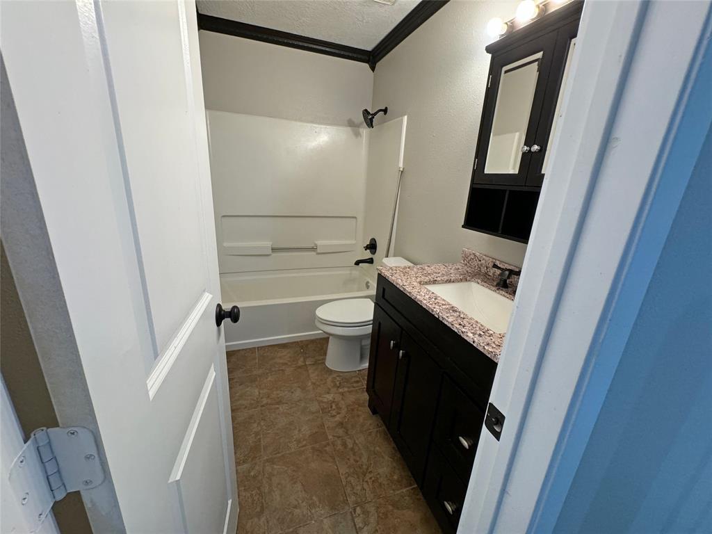 10 Walnut Loop, Shepherd, Texas image 32