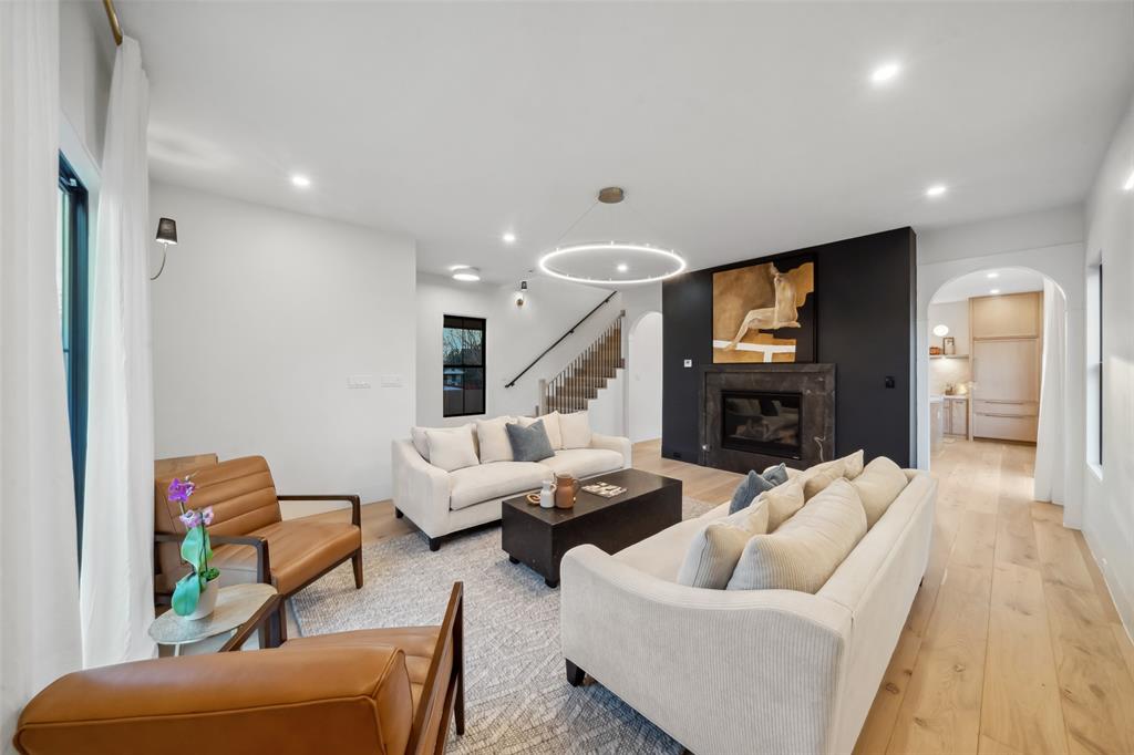 3111 Eastman Street