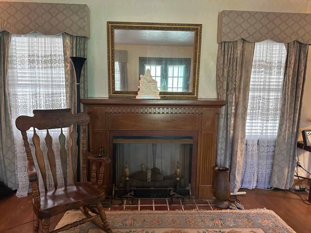1607 Wright Boulevard, Baytown, Texas image 2