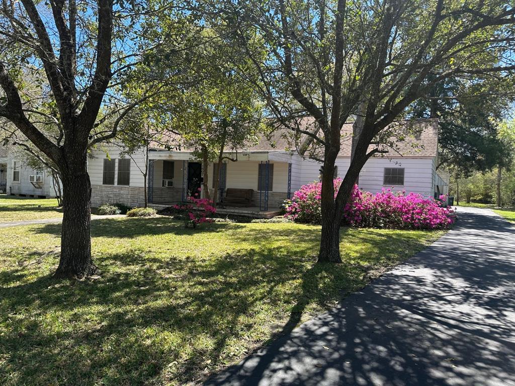 1607 Wright Boulevard, Baytown, Texas image 1