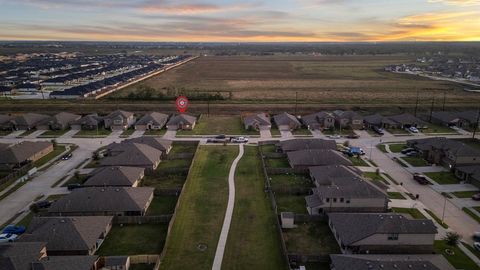 A home in Rosharon