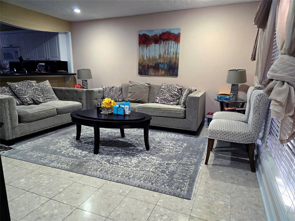2503 Mccue Road #13, Houston, Texas image 1