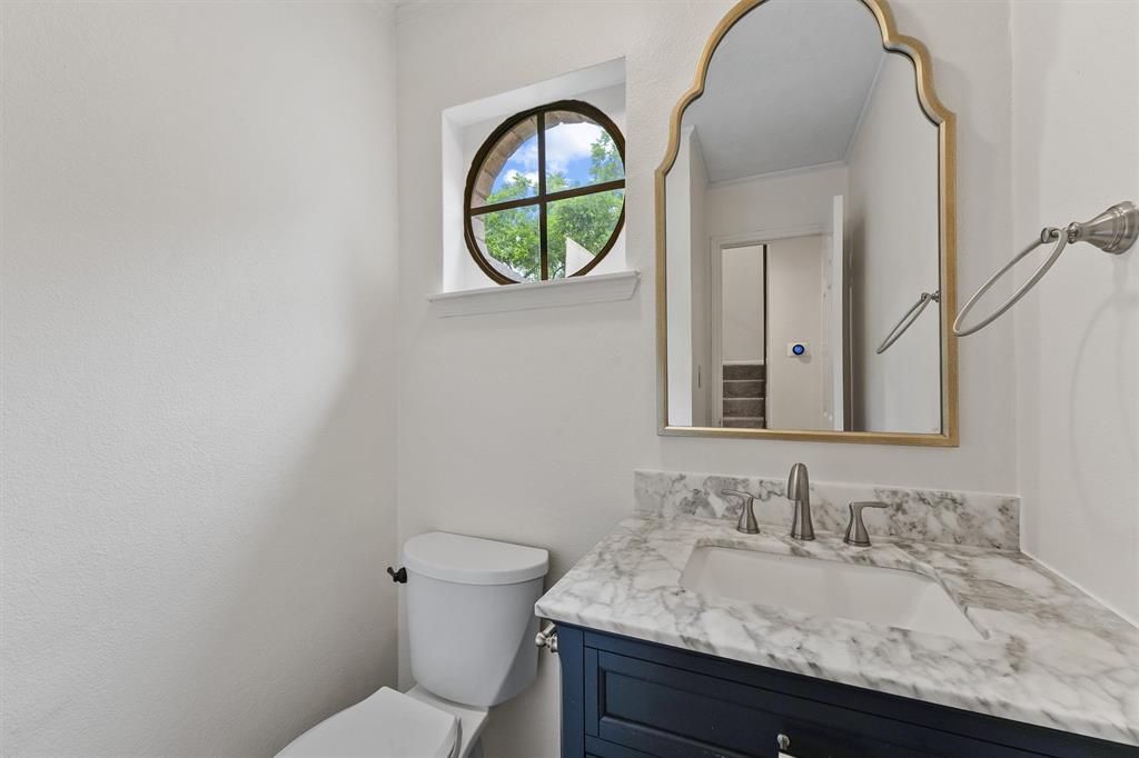417 W Hillary Circle, Sugar Land, Texas image 16