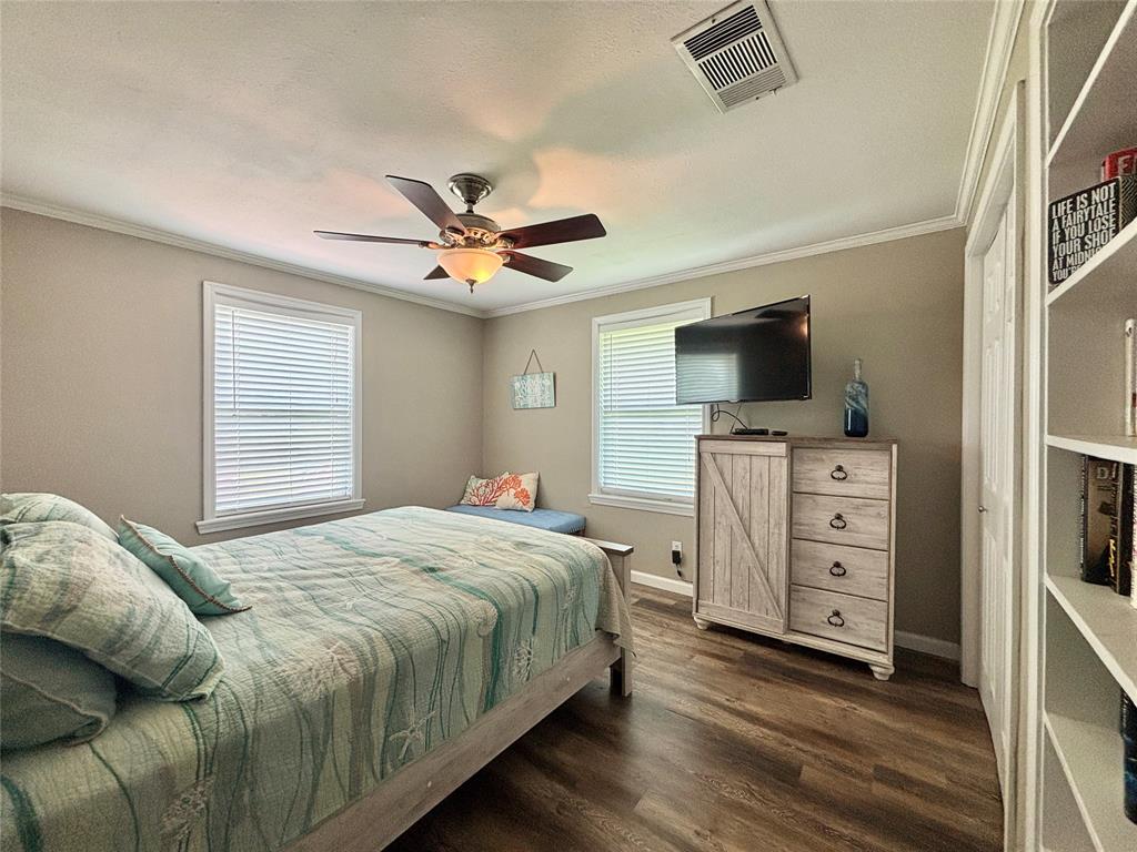 1403 Bill Tindall Avenue, Seadrift, Texas image 14