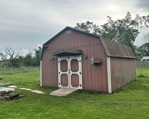 A home in Brazoria