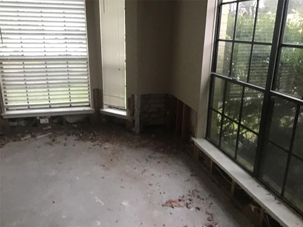 2201 Bennigan Street, League City, Texas image 2