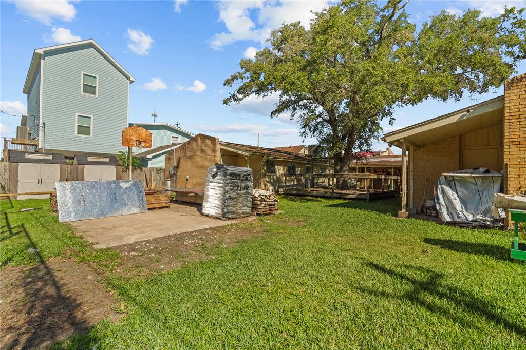 1111 32nd Street, Galveston, Texas image 27