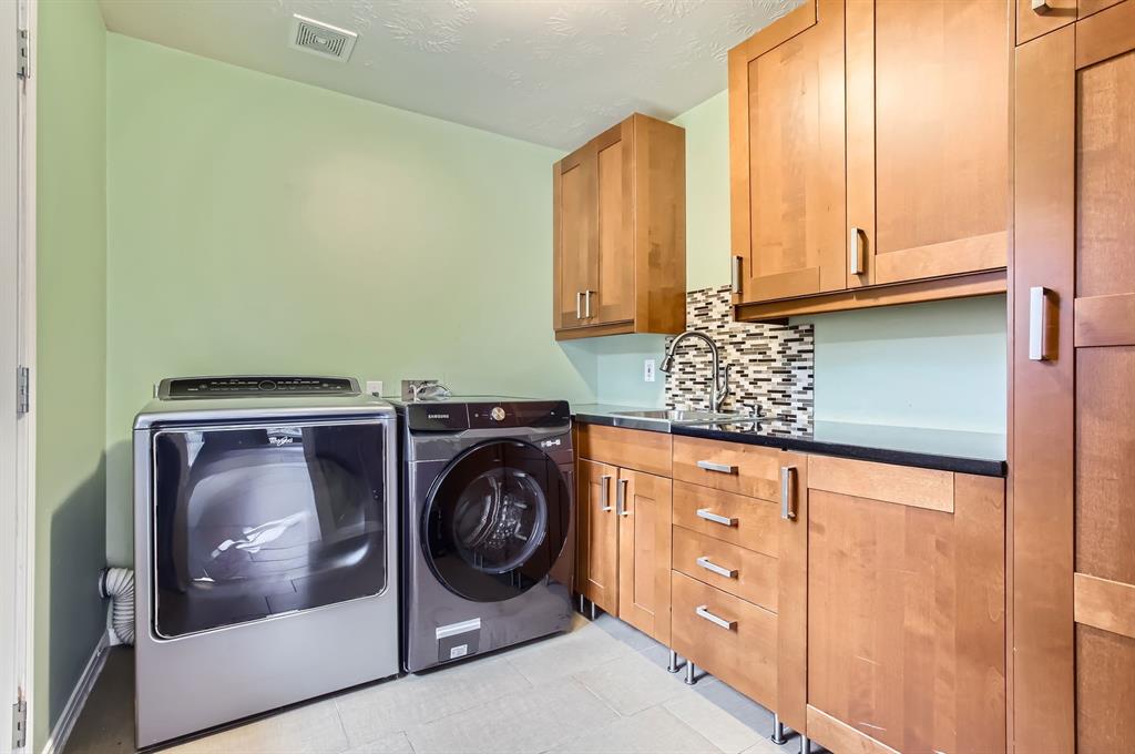 811 Piney Ridge Drive, Friendswood, Texas image 23