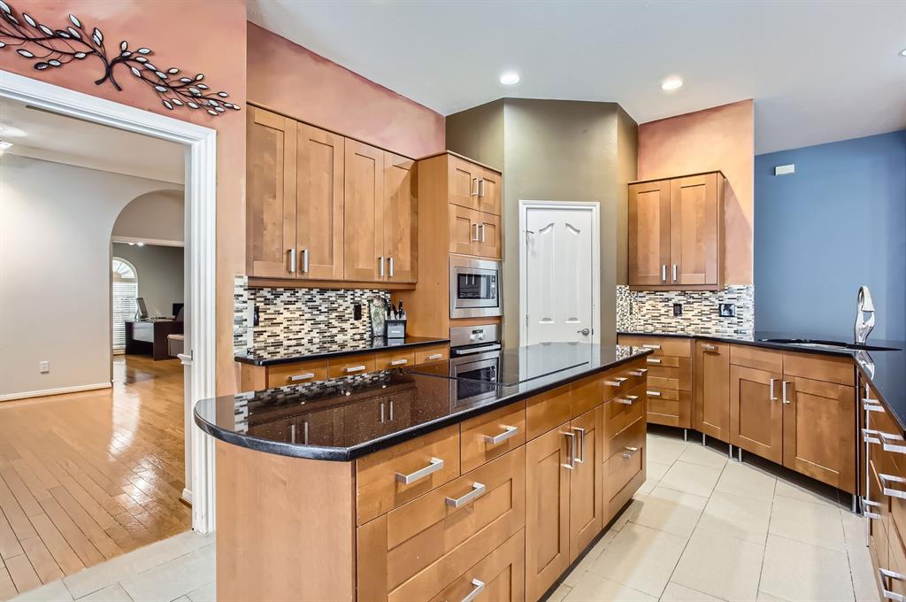 811 Piney Ridge Drive, Friendswood, Texas image 10